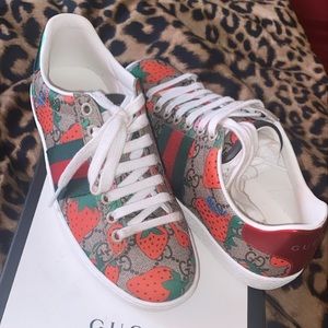 GUCCI SHOES 4.5 EURO 34.5